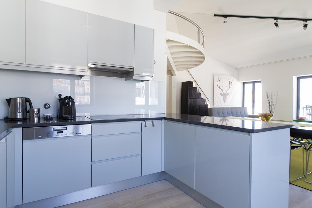 Joivy Lux And Spacious 1Br Home With Huge Terrace, 5Mins To Academy Of Sciences Lissabon Zimmer foto